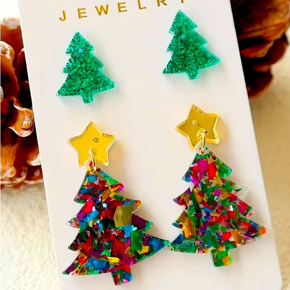 Jewelry - NWT 2 Christmas Tree Acrylic Earrings Green Glitter & Multi Color Confetti Foil